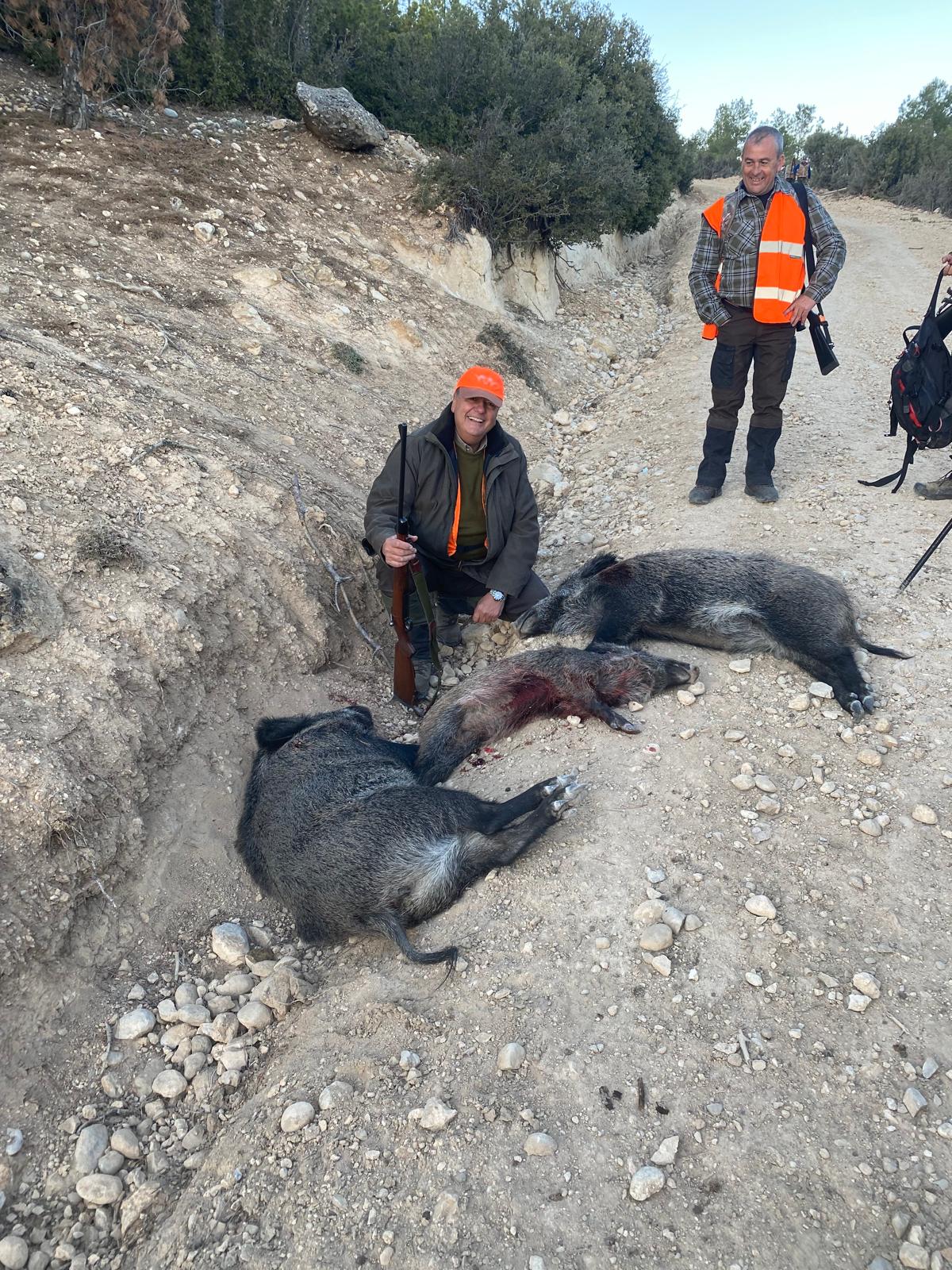 Mountain hunting safari with local guides